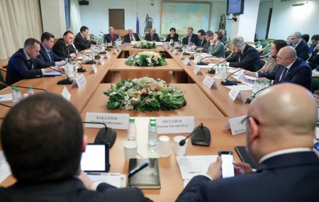 Руководитель рабочей группы по лизингу Экспертного совета по небанковским финансово-кредитным организациям в ГД РФ Евгений Царев выступил с отчетным докладом на расширенной заседании Экспертного совета