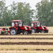 Для клиентов Росагролизинга тракторы МТЗ доступны по ценам 2022 года